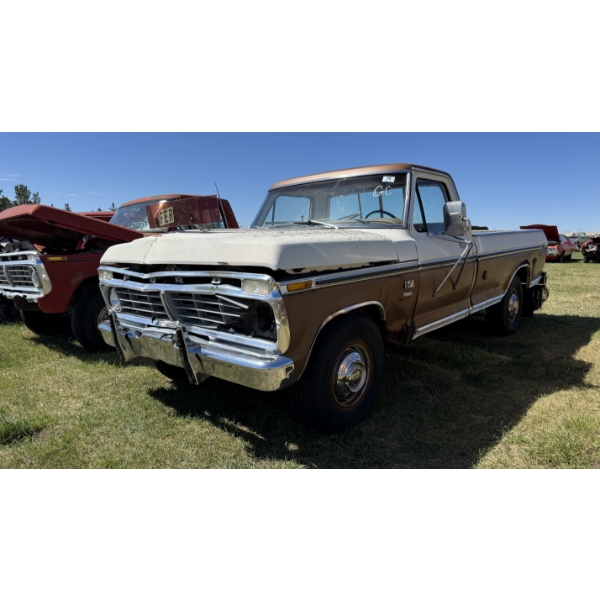 1975 FORD F-250 CAMPER SPECIAL RANGER XLT