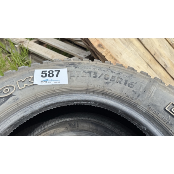 PAIR OF LT215/85R16 DYNAMIC RADIAL TRUCK TIRES