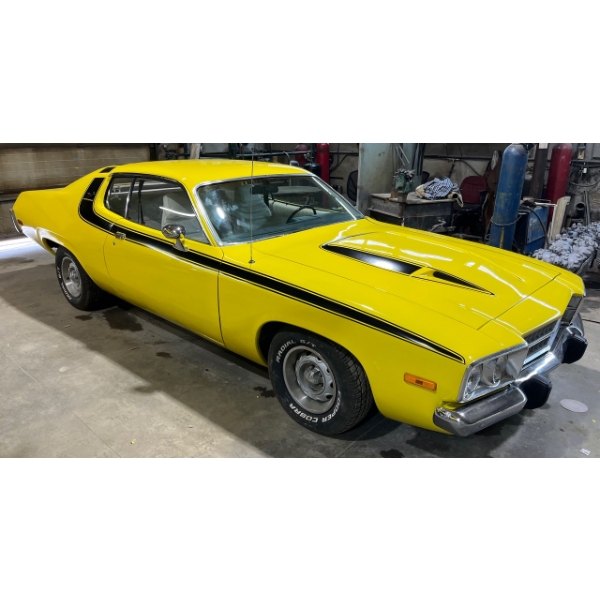 1974 PLYMOUTH ROAD RUNNER 440