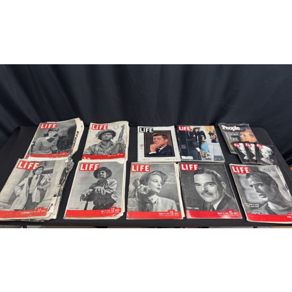 VINTAGE LIFE MAGAZINE COLLECTION 1940's-60's ISSUES & JFK PEOPLE MAGAZINES