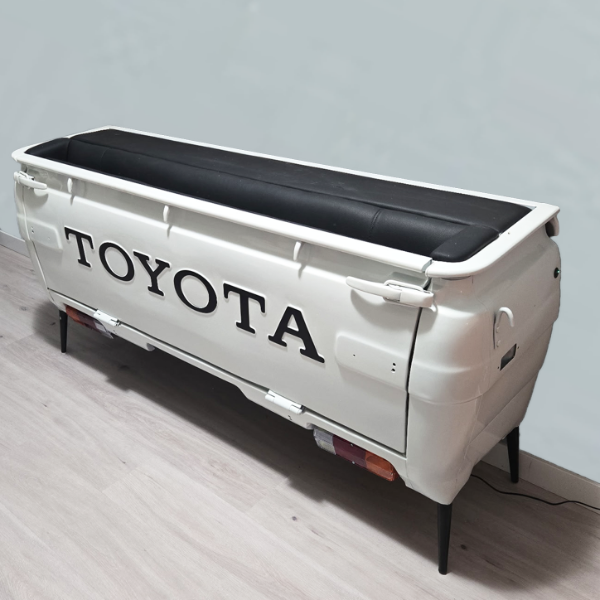CUSTOM TOYOTA PICKUP TAILGATE BENCH WITH LED LIGHTING NO RESERVE