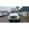 Image 2 : 2001 Freightliner FL80   Located in Calgary