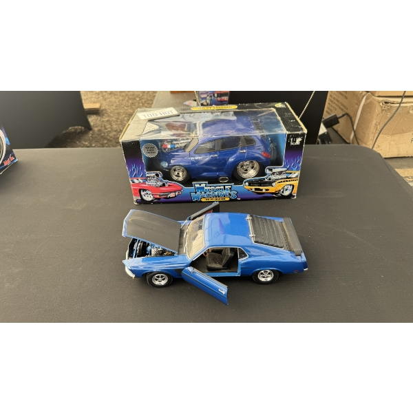 MUSCLE MACHINES 1:18 SCALE '00 PT CRUISER DIECAST & BLUE '69 FORD MUSTANG DIECAST