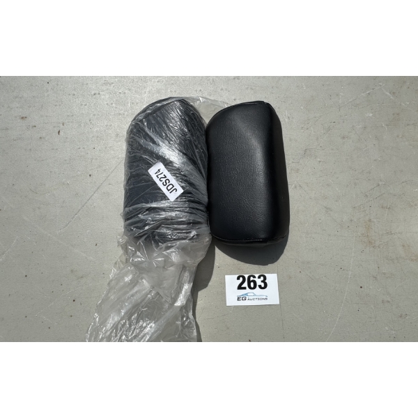 PAIR OF JOHN DEERE ARMREST PADS - JDS274