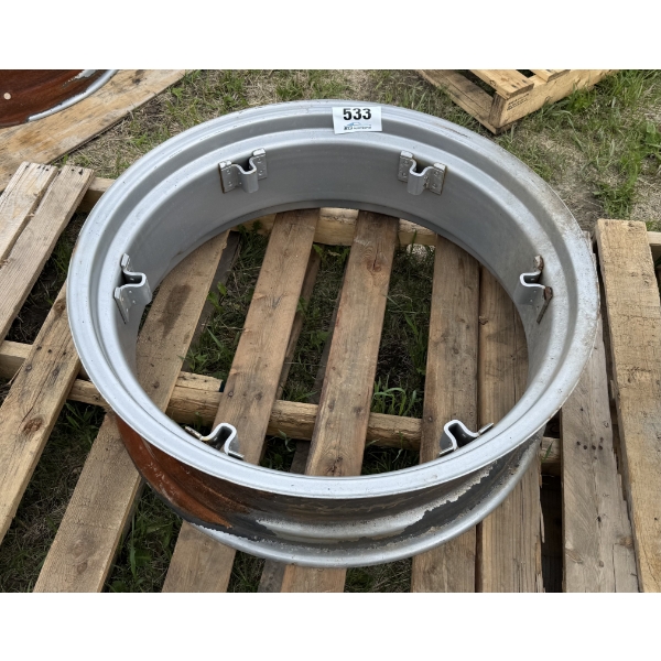 24XW10 REAR RIM WITH 6 CLAMP BRACKETS