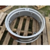 Image 1 : 24XW10 REAR RIM WITH 6 CLAMP BRACKETS