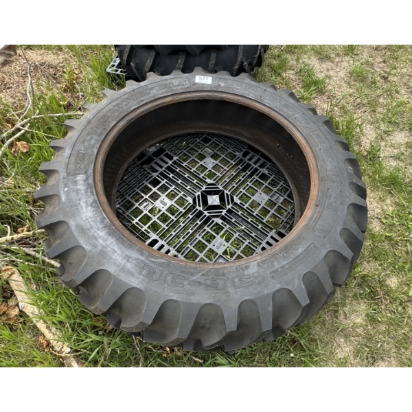 SINGLE 13.6-38 R-1 REAR TRACTOR TIRE