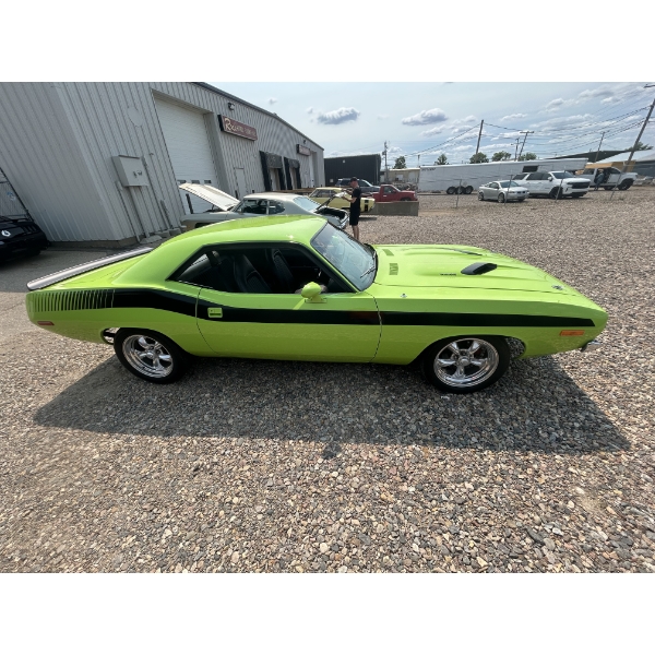 1974 PLYMOUTH BARRACUDA