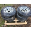 Image 3 : Six Wheels And Tires