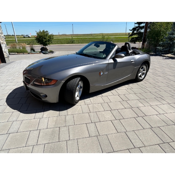 2004 BMW Z4 CONVERTIBLE 