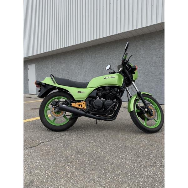1982 KAWASAKI GPZ 550