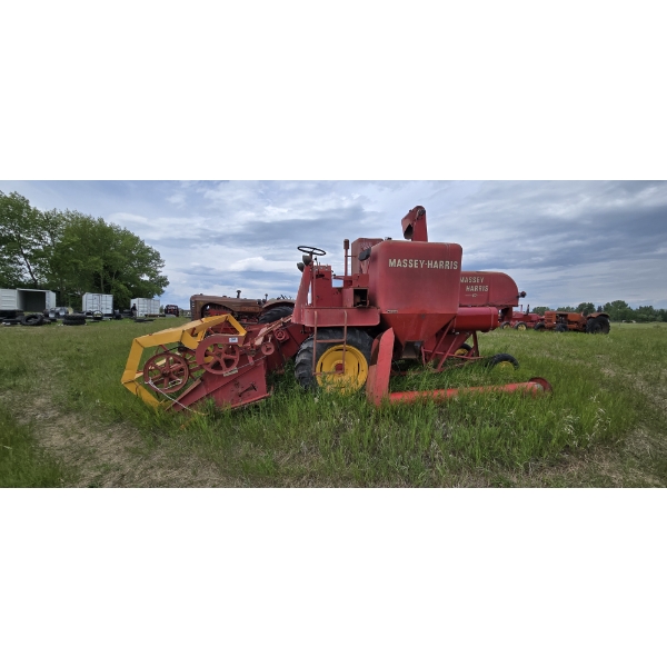 MASSEY-HARRIS 60SP COMBINE