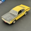 Image 2 : MAISTO 1:18 SCALE 1965 CHEV CORVETTE DIECAST & YELLOW DODGE DART 340 DIECAST
