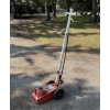 Image 1 : HEIN-WERNER 10-TON AIR/HYDRAULIC FLOOR JACK