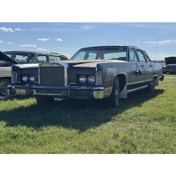 1979 LINCOLN TOWN CAR