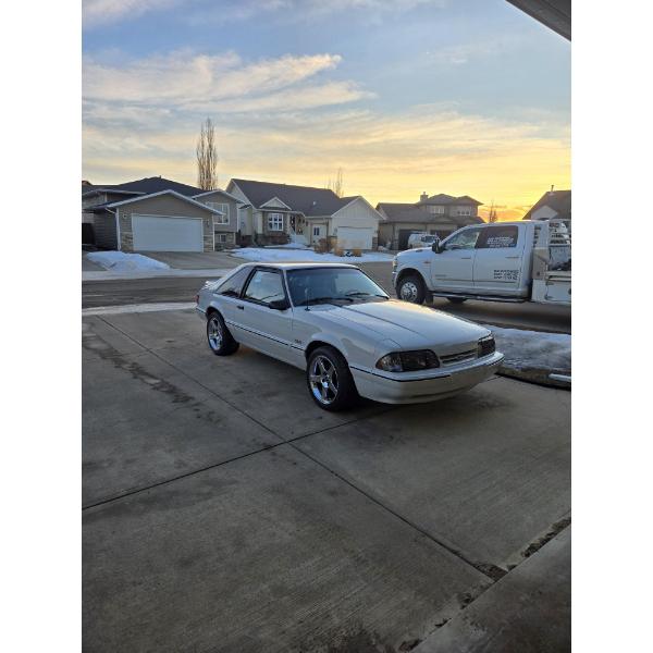 1989 FORD MUSTANG HATCHBACK 