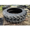 Image 1 : PAIR OF 9.5-32 TRACTOR TIRES