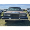 Image 2 : 1980 LINCOLN TOWN CAR SIGNATURE SERIES 
