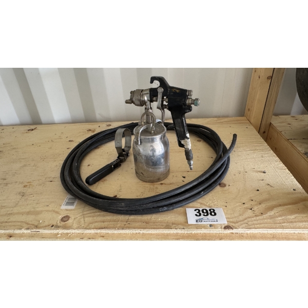 PNEUMATIC SPRAY GUN W/ HOSE