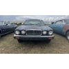 Image 2 : 1982 JAGUAR XJ12 VANDEN PLAS