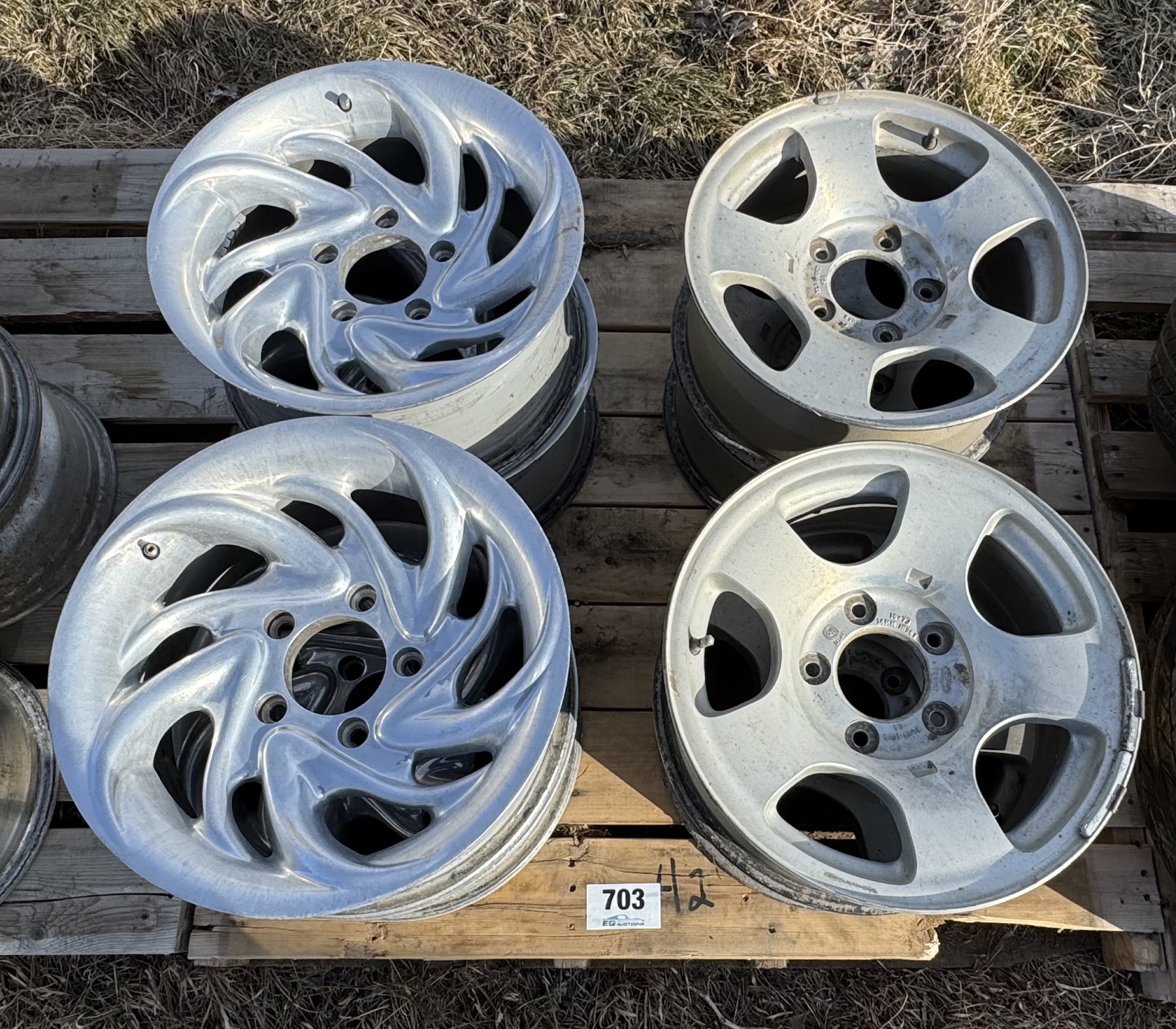American Racing Spector Rims 4 of 16x8 American Racing Rims