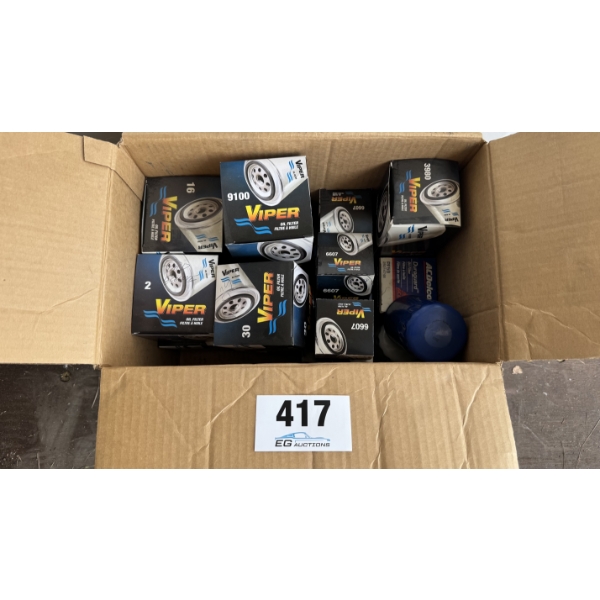 BOX OF VIPER & ACDELCO OIL FILTERS