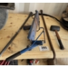 Image 1 : TIRE BEAD BREAKER & PRY BARS
