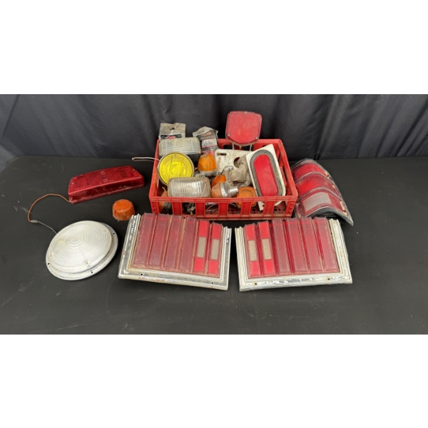 ASSORTMENT OF TAIL LIGHTS AND LENS