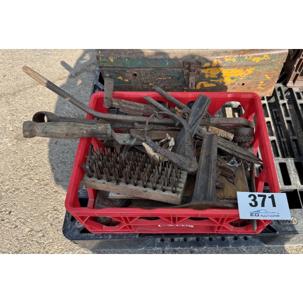 CRATE OF VINTAGE HAND TOOLS & PARTS