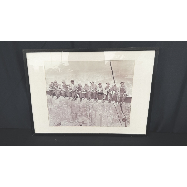 WORKERS ON BEAM PICTURE 28" x 20"