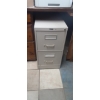 Image 3 : 4 Metal Filing Cabinets. 3 with 4 Drawers and 1 with 2 Drawers. 2 Drawer Cabinet comes with Key