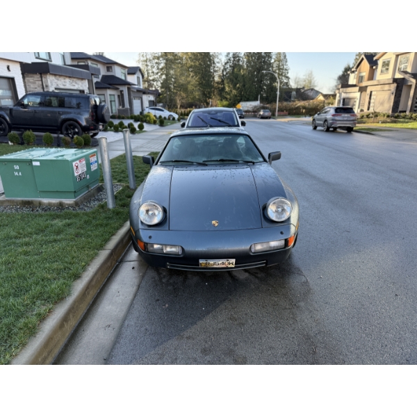NO RESERVE 1988 PORSCHE 928